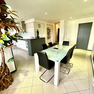 https://chambres-privees-en-colocations-villeurbanne-cusset.hotels-rhonealpes.com